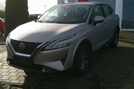 Nissan Qashqai 27.200 km 23.590 &euro; Schömberg 72355