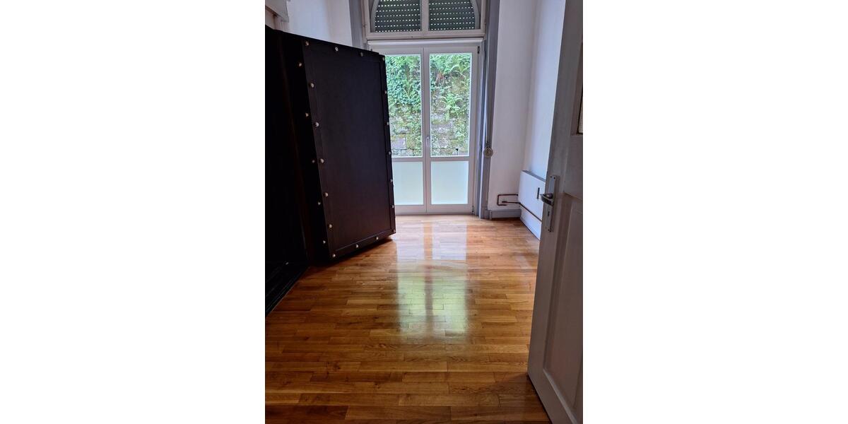 Etagenwohnung Schramberg - 5 Zimmer, 190 m&sup2;, 1.199&euro; | Angebot:25169012