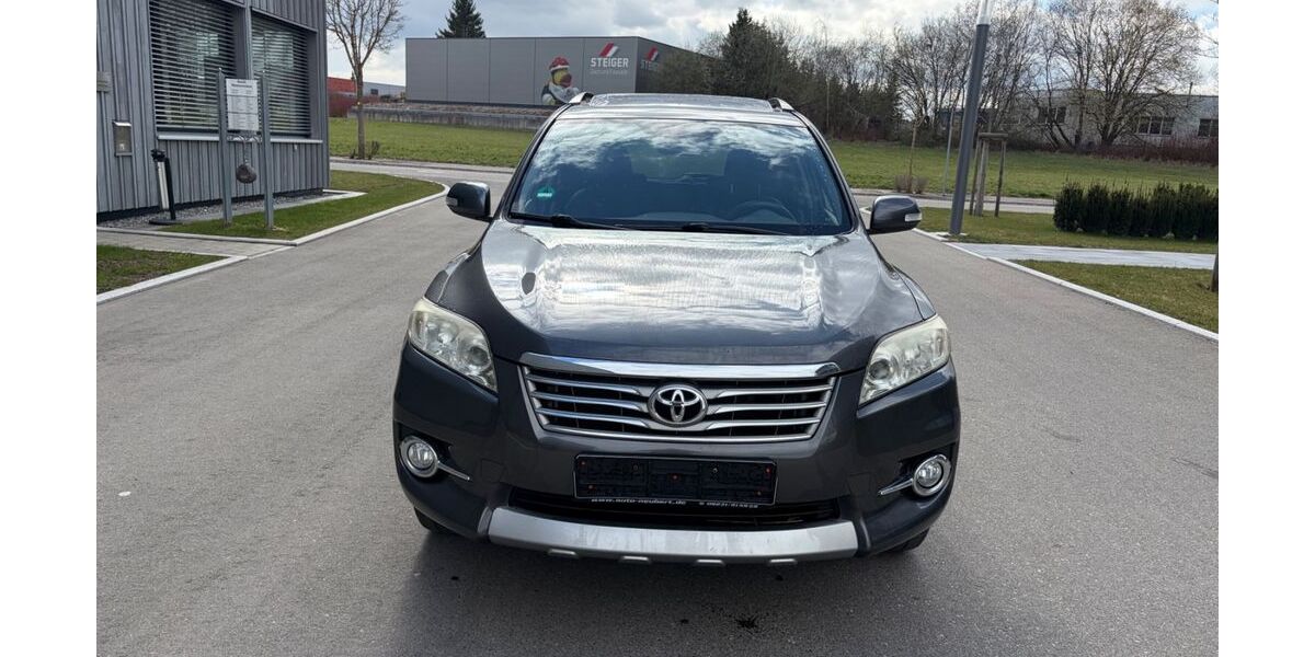 Toyota RAV 4 230.000 km 7.999 &euro; Donaueschingen 78166