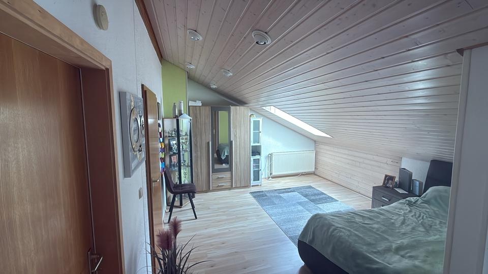 Reihenhaus Aldingen - 6 Zimmer, 170 m&sup2;, 410.000&euro; | Angebot:26940706