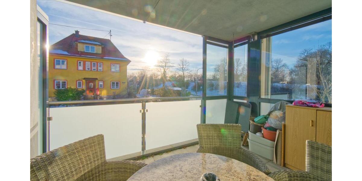 Moderne 2,5-Zimmer-Wohnung mit Balkon, Fußbodenheizung & Aufzug – naturnah gelegen - Etagenwohnung Villingen-Schwenningen Schwenningen | Angebot:24521054