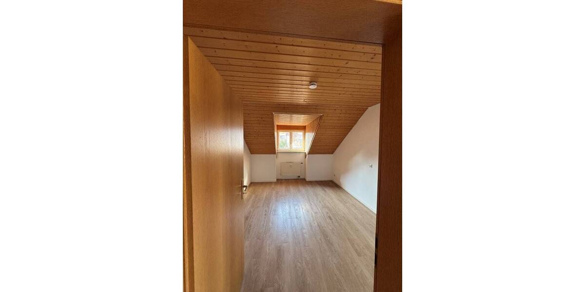 Etagenwohnung VS-Pfaffenweiler Pfaffenweiler - 3 Zimmer, 98 m&sup2;, 219.700&euro; | Angebot:26094026