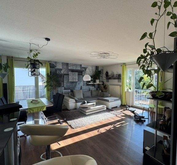 Etagenwohnung Mönchweiler - 3 Zimmer, 80 m&sup2;, 224.700&euro; | Angebot:25703711