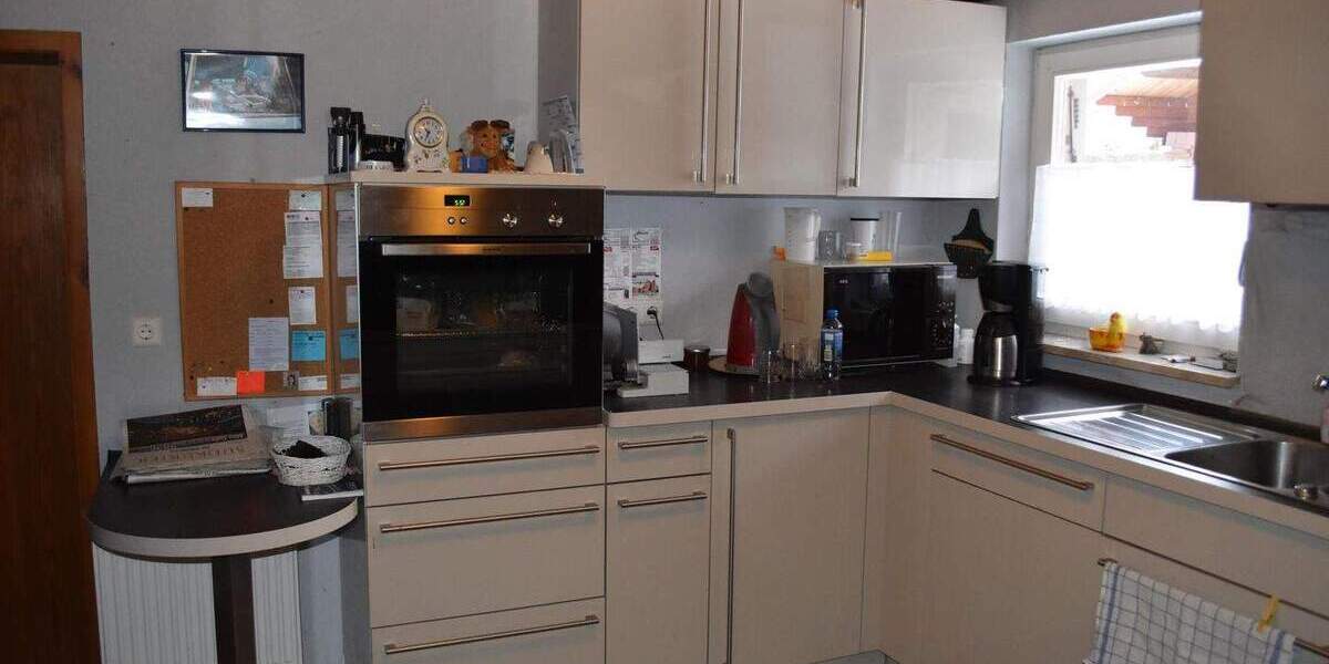 Einfamilienhaus Königsfeld im Schwarzwald Neuhausen - 4 Zimmer, 140 m&sup2;, 197.500&euro; | Angebot:25732271