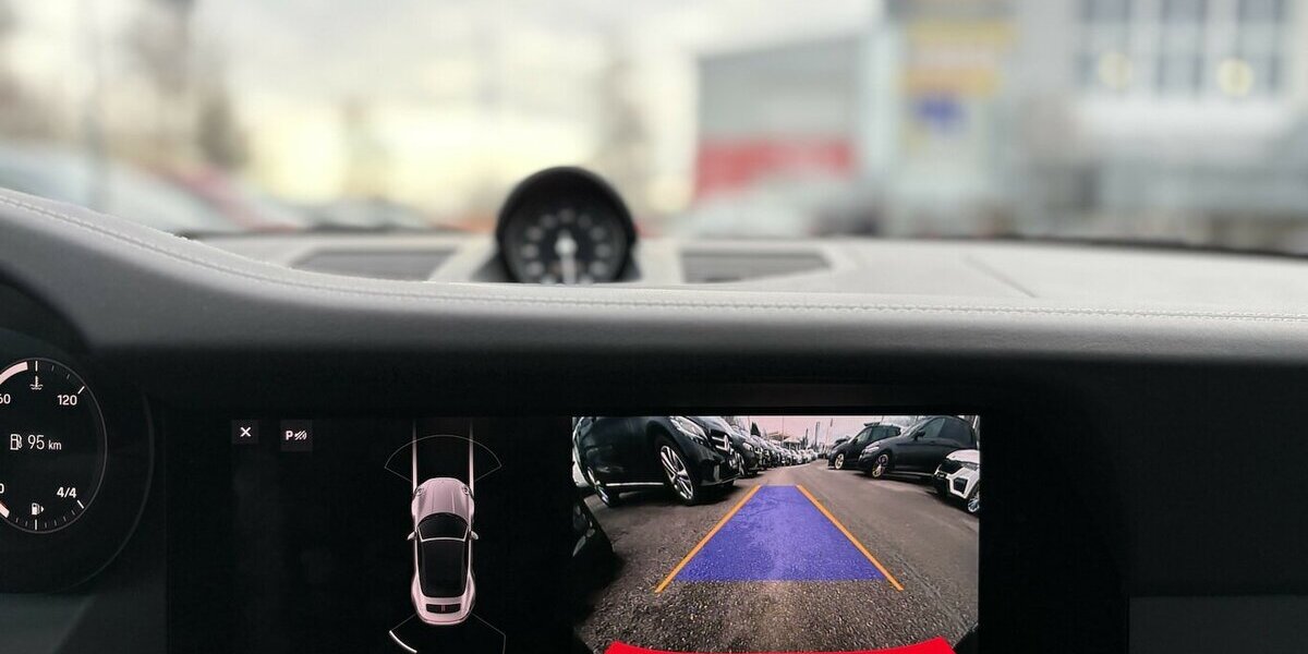 Porsche 992 911 CARRERA4/BOSE/LEDER/CHRONO/KAMERA/MEMORY 21.266 km 117.900 &euro; Villingen-Schwenningen 78054