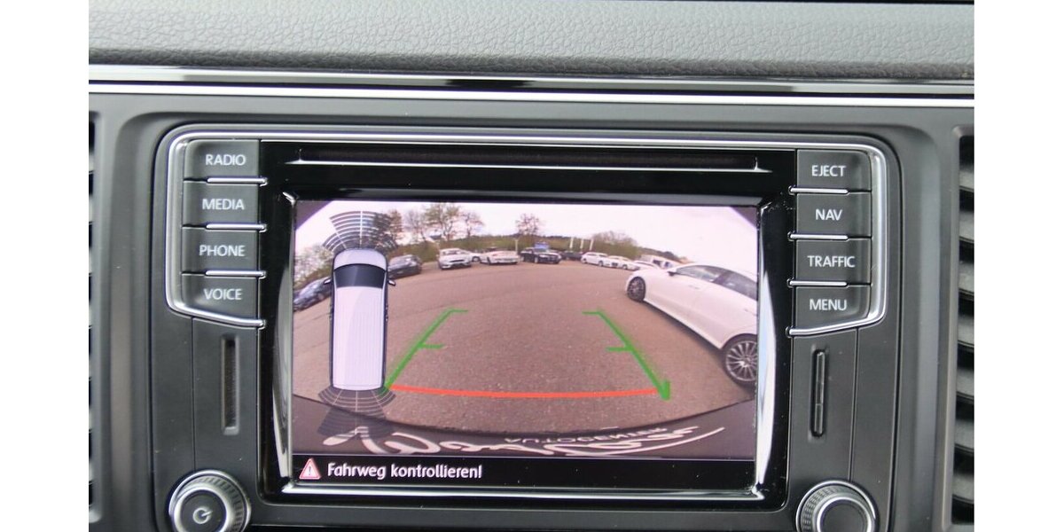 VW T6 Multivan GENERATION SIX 4-MOTION/7 SITZE/NAVI 150.462 km 29.900 &euro; Villingen-Schwenningen 78054