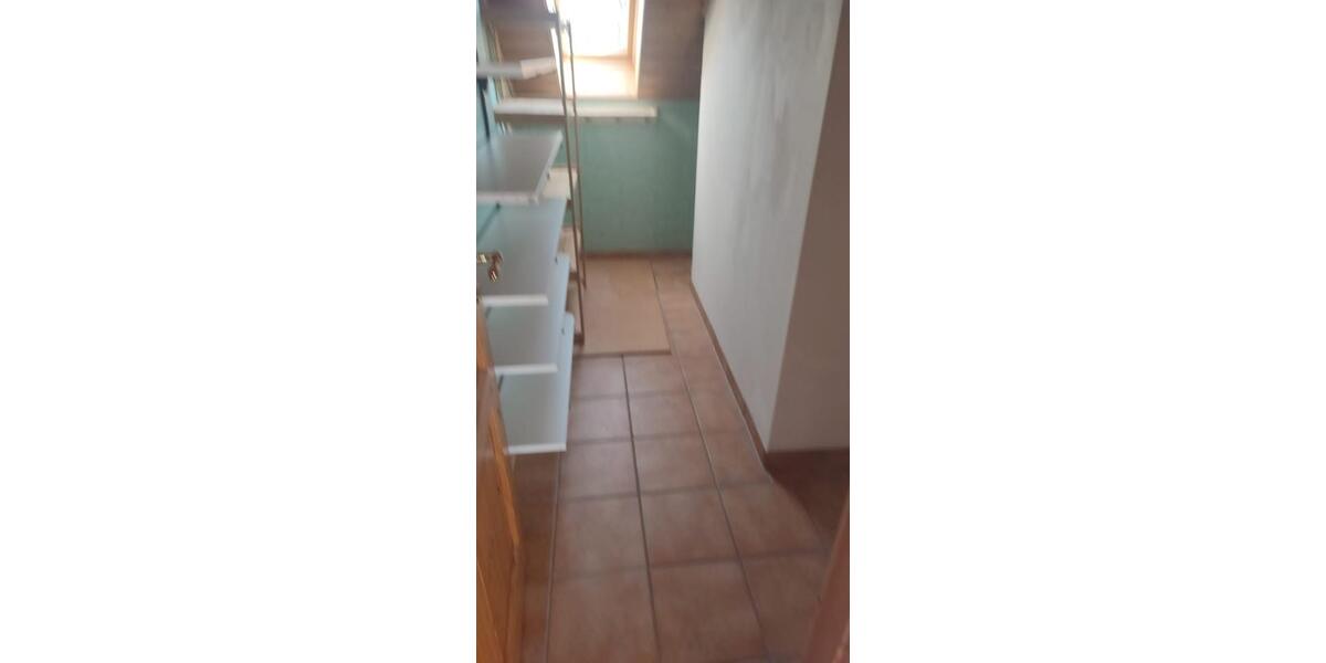 Etagenwohnung Rottweil - 3 Zimmer, 125 m&sup2;, 840&euro; | Angebot:25518942