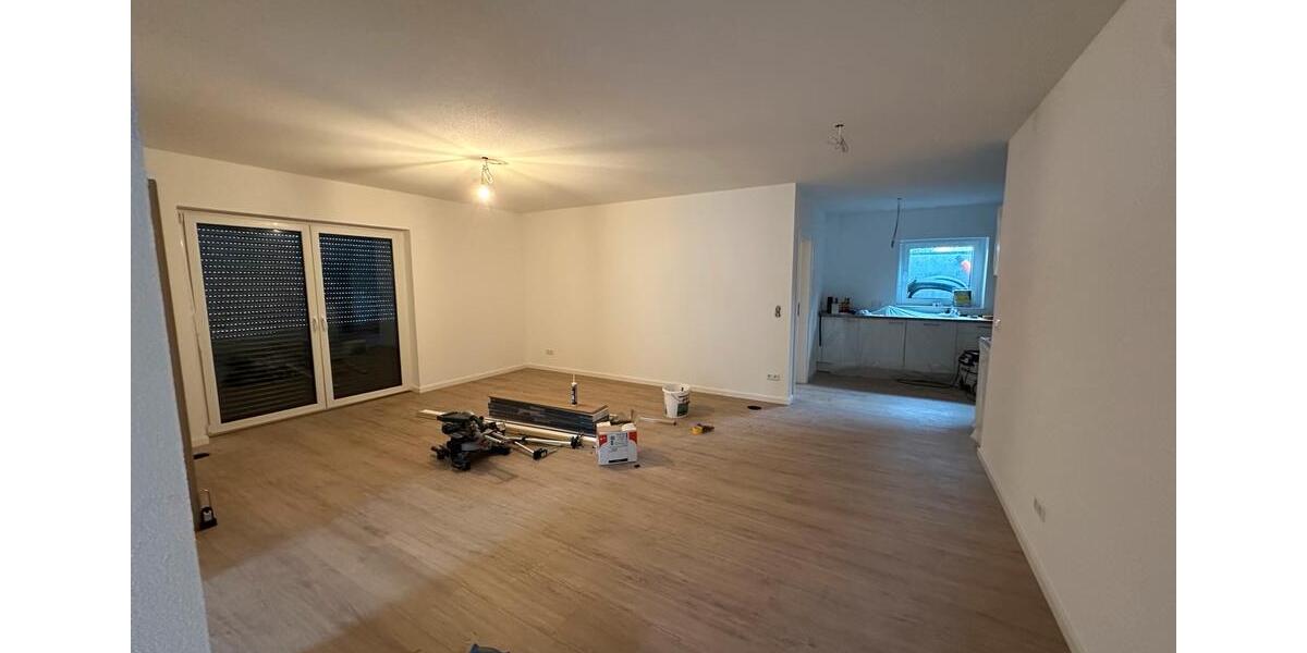 Terrassenwohnung Villingen-Schwenningen Schwenningen - 3.5 Zimmer, 83 m&sup2;, 1.500&euro; | Angebot:25512951