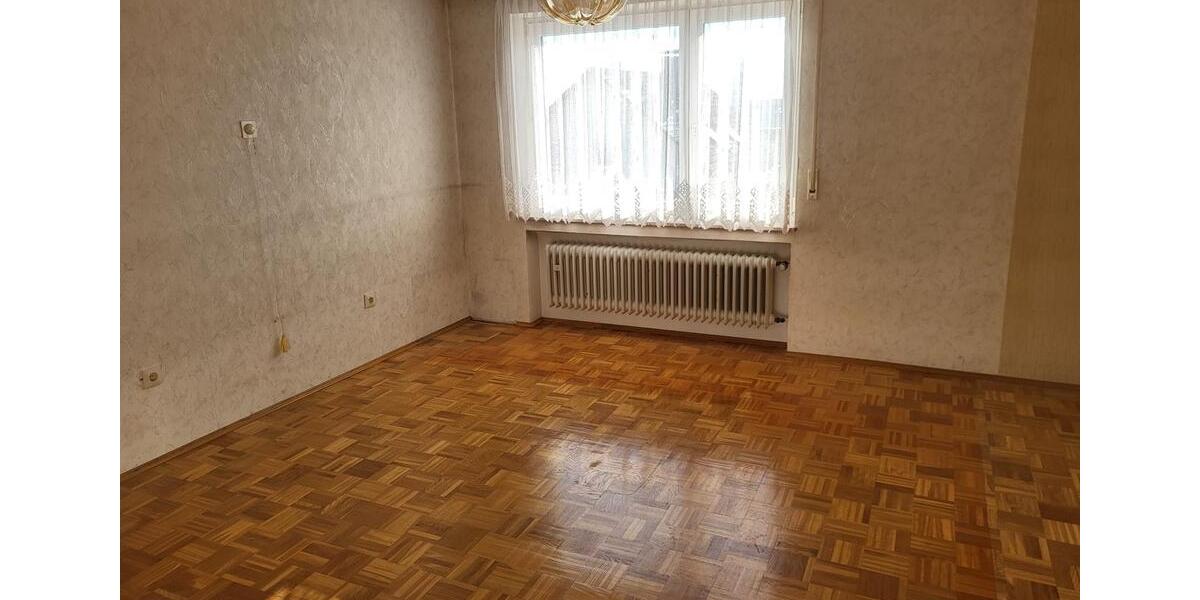 Einfamilienhaus Wellendingen - 2.5 Zimmer, 169 m&sup2;, 390.000&euro; | Angebot:25174452