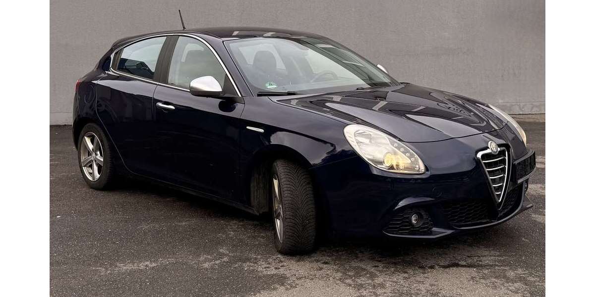 Alfa Romeo Giulietta 157.144 km 4.500 &euro; Oberndorf am Neckar 78727