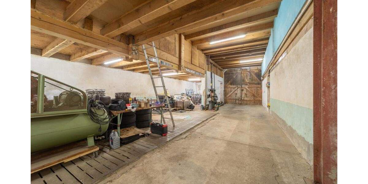 Bauernhaus, Landhaus Hüfingen Fürstenberg - 6 Zimmer, 262 m&sup2;, 379.000&euro; | Angebot:25671057
