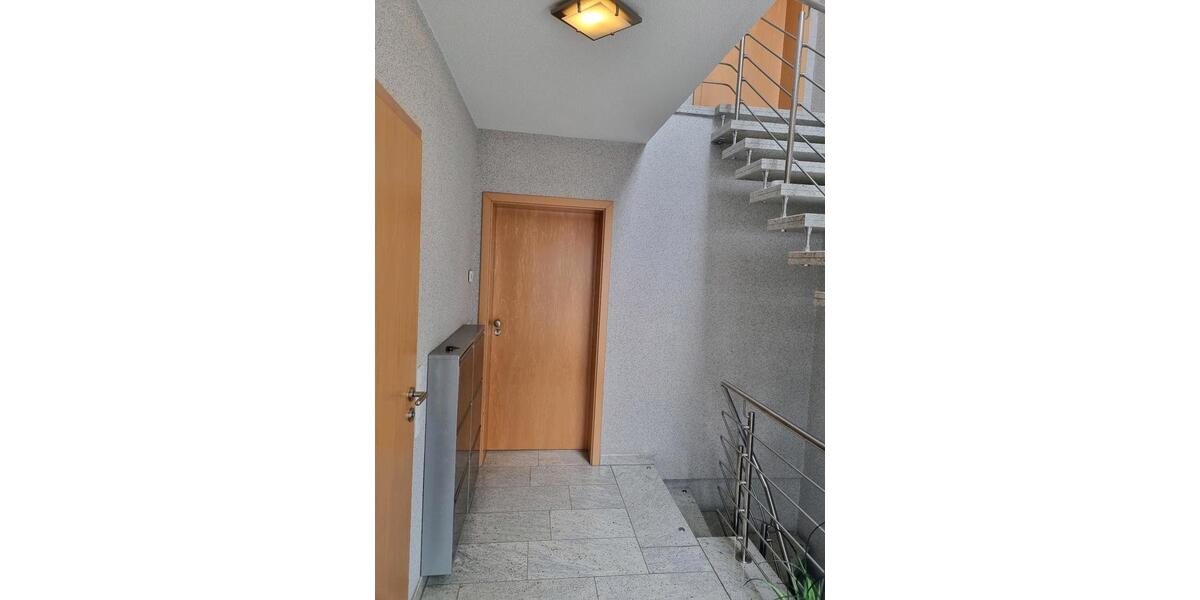 Einfamilienhaus Rottweil - 9 Zimmer, 268 m&sup2;, 686.000&euro; | Angebot:19097822
