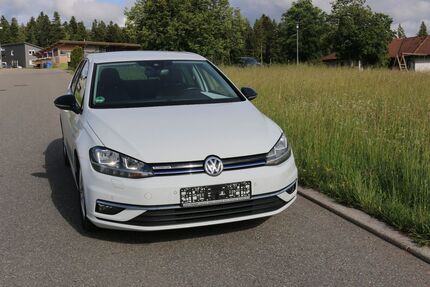 VW Golf 96.000 km 14.990 &euro; Aichhalden-Rötenberg 78733