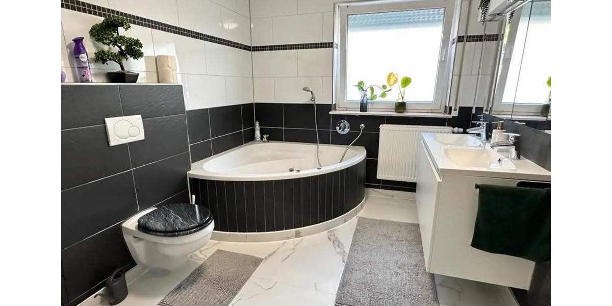 Einfamilienhaus Oberndorf am Neckar - 5 Zimmer, 200 m&sup2;, 1.900&euro; | Angebot:25420854