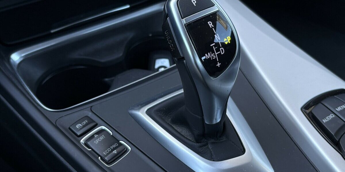 BMW 435I Coupe xDrive MEMORY/SITZHEIZUNG/LED/1.HAND 125.089 km 22.900 &euro; Villingen-Schwenningen 78054