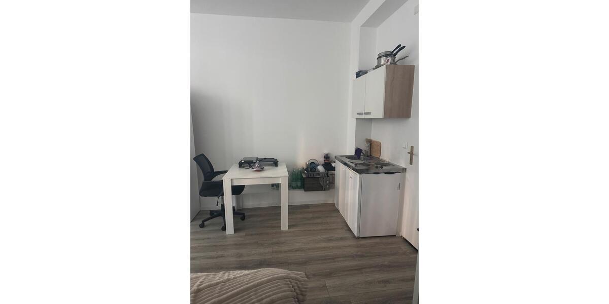 Erdgeschoßwohnung Villingen-Schwenningen Schwenningen - 1 Zimmer, 28 m&sup2;, 400&euro; | Angebot:25177936