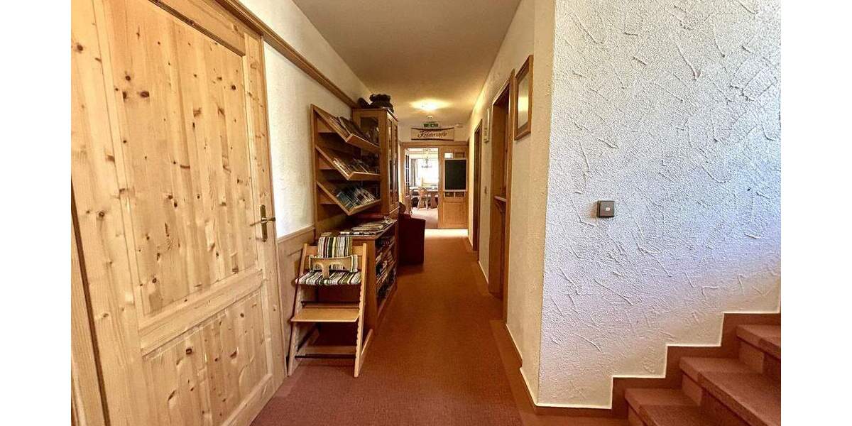 Gewerbeobjekt Lenzkirch - 1 Zimmer, 870.000&euro; | Angebot:25745151