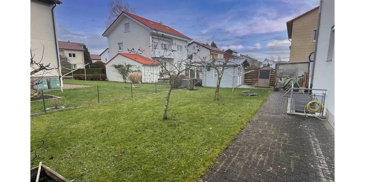 Mehrfamilienhaus, Wohnhaus Trossingen - 8 Zimmer, 144 m&sup2;, 449.000&euro; | Angebot:25732038