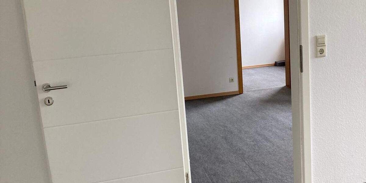 Gewerbeobjekt Villingen-Schwenningen Villingen - 8 Zimmer, 350 m&sup2;, 2.275&euro; | Angebot:25669185