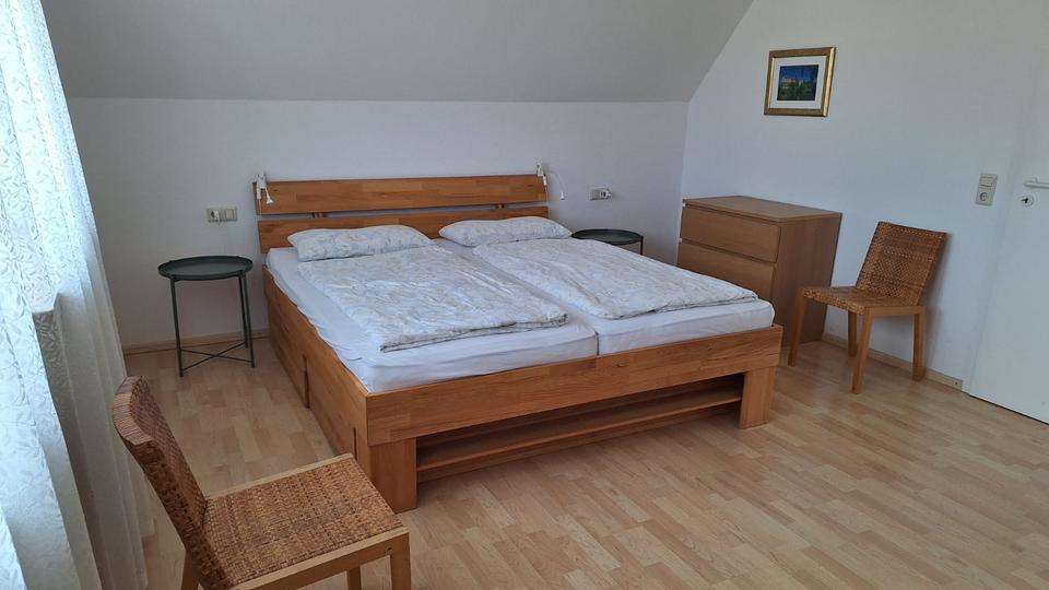 Dachgeschoßwohnung Villingen-Schwenningen Schwenningen - 2 Zimmer, 53 m&sup2;, 85&euro; | Angebot:26398200