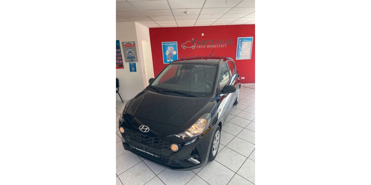 Hyundai i10 34.488 km 12.699 &euro; Friedenweiler 79877