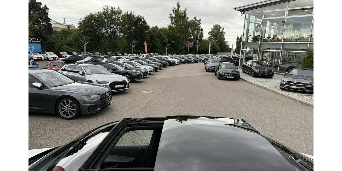 Mercedes-Benz C 63 AMG OHNE OPF/PANORAMA/KLAPPE/BURMESTER/NIGH 39.900 km 47.900 &euro; Villingen-Schwenningen 78054