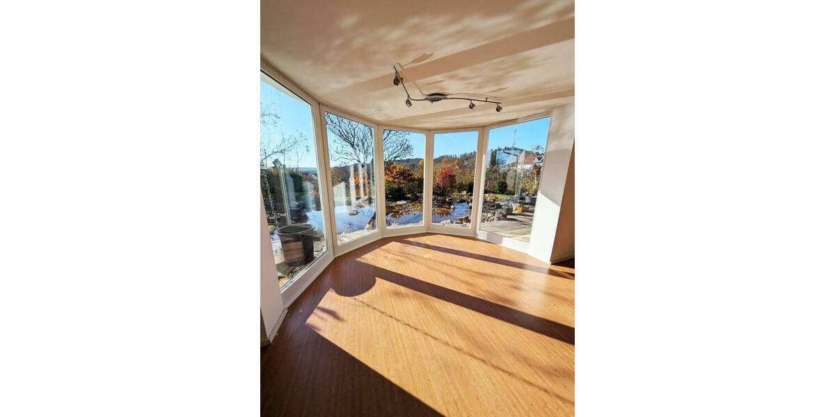 Einfamilienhaus Tuttlingen - 8 Zimmer, 299 m&sup2;, 550.000&euro; | Angebot:25708565