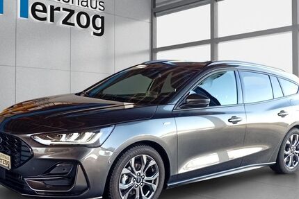 Ford Focus 13.200 km 24.490 &euro; Schramberg 78713