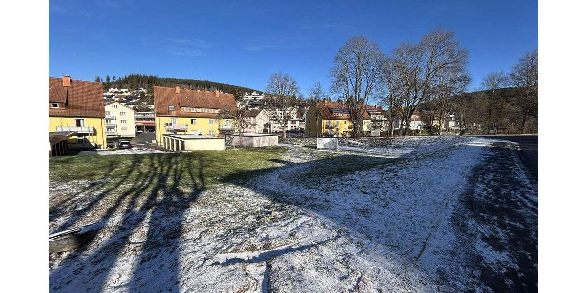 Etagenwohnung Titisee-Neustadt Neustadt - 4 Zimmer, 98 m&sup2;, 549.000&euro; | Angebot:25704909