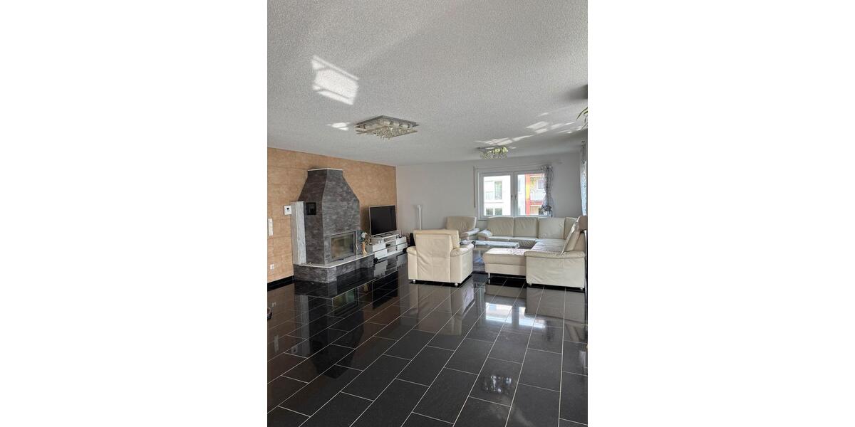 Mehrfamilienhaus, Wohnhaus Villingen-Schwenningen Schwenningen - 9 Zimmer, 300 m&sup2;, 779.000&euro; | Angebot:25182990