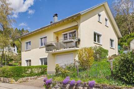Haus Rottweil-Neufra Neufra - 8 Zimmer, 191 m&sup2;, 380.000&euro; | Angebot:26402334
