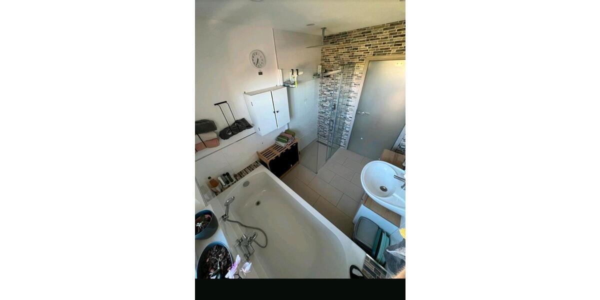 Etagenwohnung Bad Dürrheim - 4.5 Zimmer, 120 m&sup2;, 1.500&euro; | Angebot:25755996