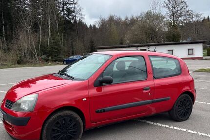 Renault Clio 162.387 km 1.500 &euro; Königsfeld 78126