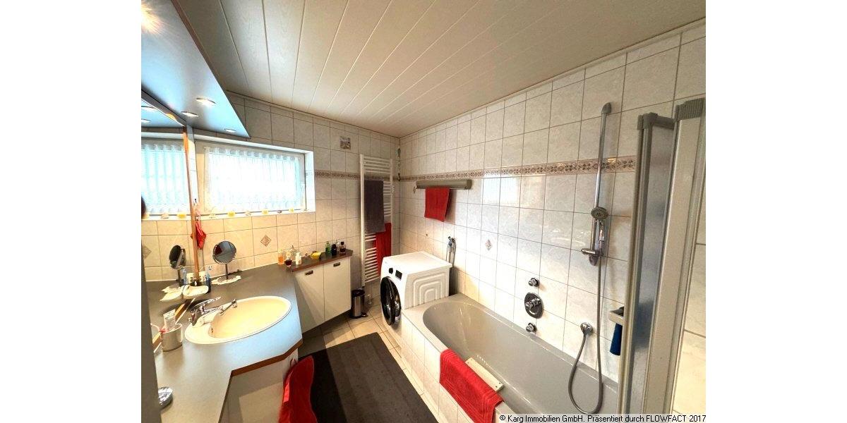 Etagenwohnung Villingen-Schwenningen Schwenningen - 3 Zimmer, 95 m&sup2;, 269.000&euro; | Angebot:26646572