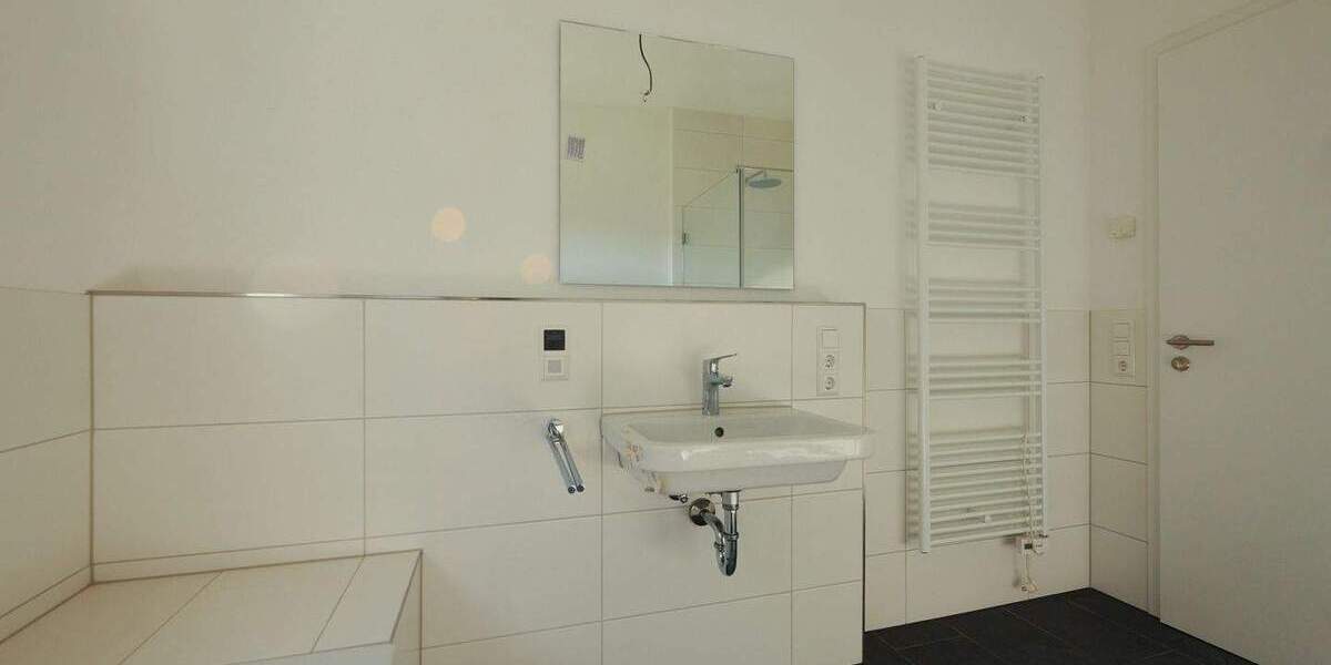 Etagenwohnung Villingendorf - 2 Zimmer, 84 m&sup2;, 299.500&euro; | Angebot:25676135