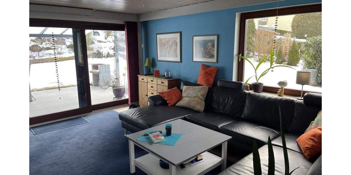 Einfamilienhaus Tuttlingen Nendingen - 8 Zimmer, 221 m&sup2;, 649.000&euro; | Angebot:25676929