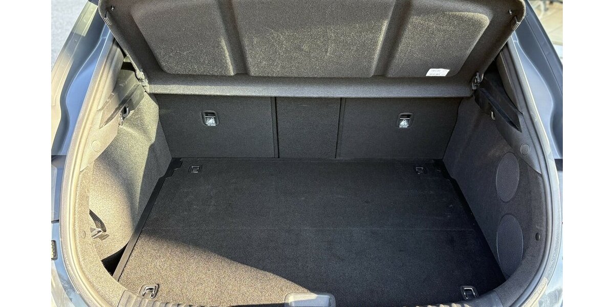 Kia XCeed Xdition MEMORY/KAMERA/PANO/JBL/ACC/1.HAND 54.896 km 22.800 &euro; Villingen-Schwenningen 78054