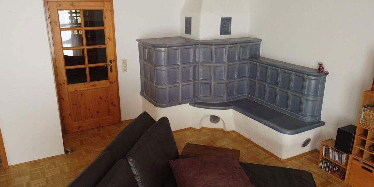 Doppelhaushälfte Unterkirnach - 5 Zimmer, 224 m&sup2;, 420.000&euro; | Angebot:25775601