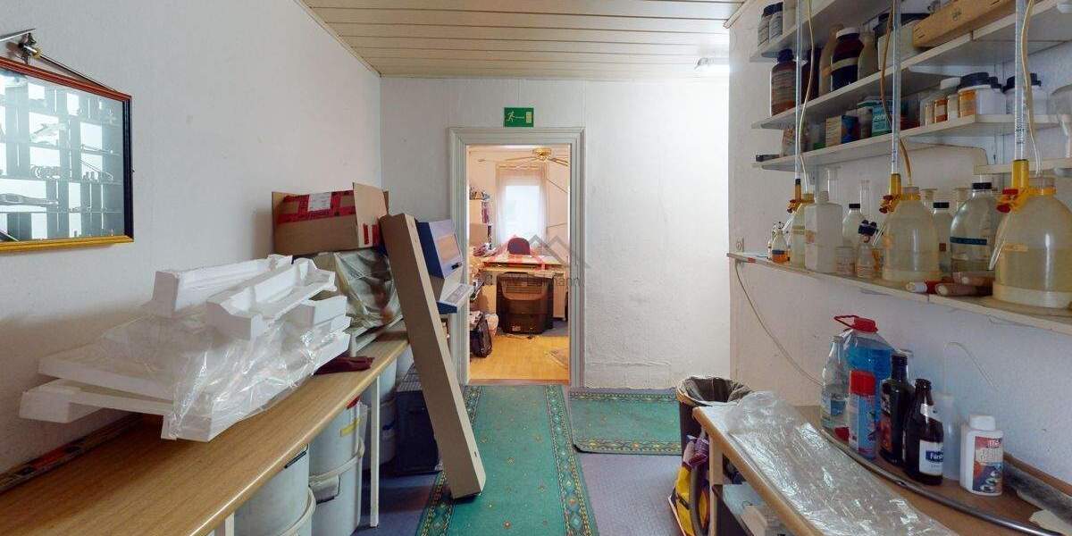 Doppelhaushälfte Tuttlingen - 6 Zimmer, 150 m&sup2;, 135.000&euro; | Angebot:25667764