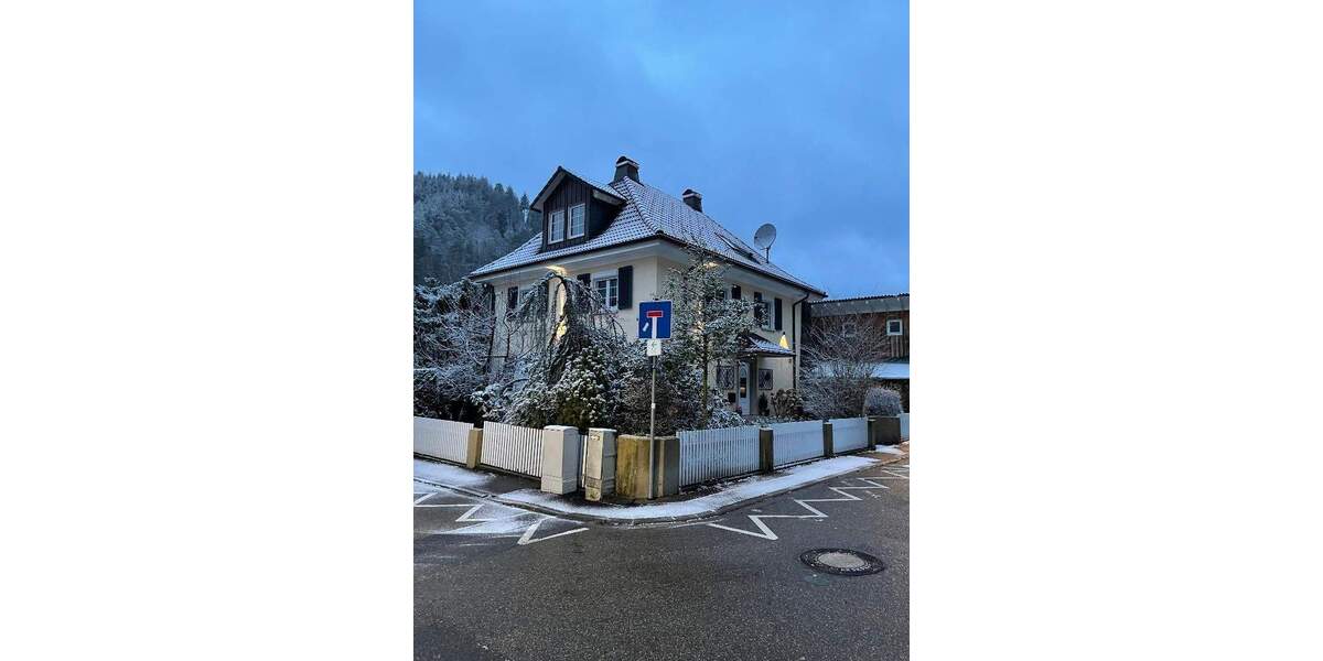 Einfamilienhaus Hornberg Stadtgebiet - 7 Zimmer, 200 m&sup2;, 599.000&euro; | Angebot:25736899