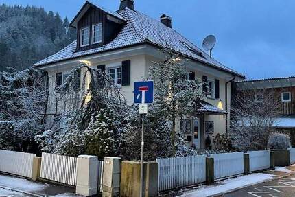 Haus Hornberg Stadtgebiet - 7 Zimmer, 200 m&sup2;, 599.000&euro; | Angebot:25736899