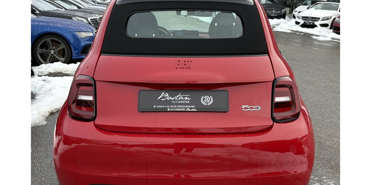 Fiat 500 E Cabrio Red NAVI/CARPLAY/KLIMA/DAB/1.HAND 37.863 km 16.900 &euro; Villingen-Schwenningen 78054