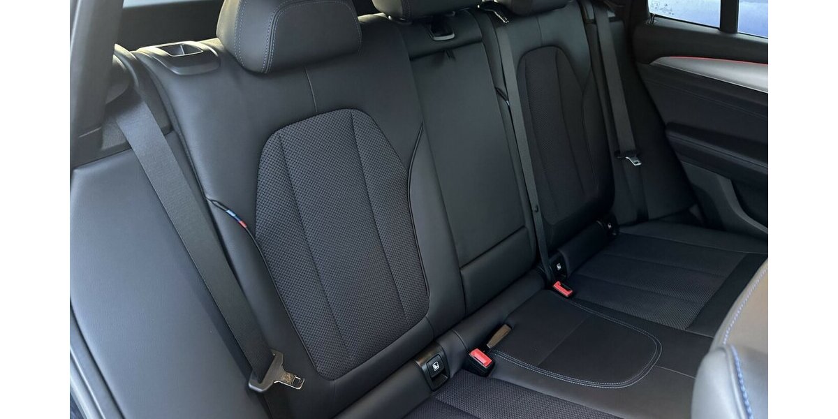 BMW X3 xDrive 30 d M Sport CARPLAY/NAVI/DAB/LED/AHK 81.948 km 37.900 &euro; Villingen-Schwenningen 78054