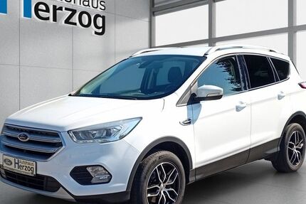 Ford Kuga 82.600 km 12.990 &euro; Schramberg 78713