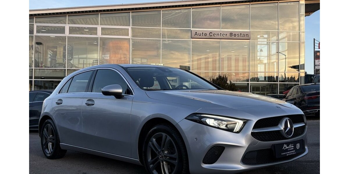 Mercedes-Benz A 250 BUSSINES/NAVIGATION/HIGHPERFORMACE-LED/PDC 123.953 km 19.900 &euro; Villingen-Schwenningen 78054