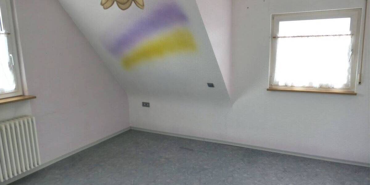 Mehrfamilienhaus, Wohnhaus Tuningen - 6 Zimmer, 132 m&sup2;, 310.000&euro; | Angebot:25676915