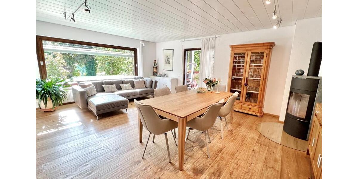 Einfamilienhaus Trossingen - 11.5 Zimmer, 329 m&sup2;, 798.000&euro; | Angebot:25790227