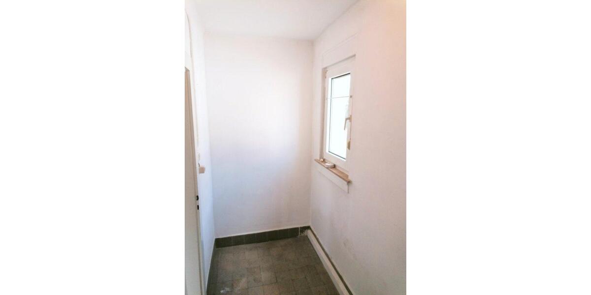 Etagenwohnung Villingen-Schwenningen Schwenningen - 3 Zimmer, 89 m&sup2;, 850&euro; | Angebot:26223645