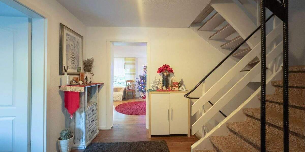 Doppelhaushälfte Schramberg - 5 Zimmer, 138 m&sup2;, 348.000&euro; | Angebot:25801064