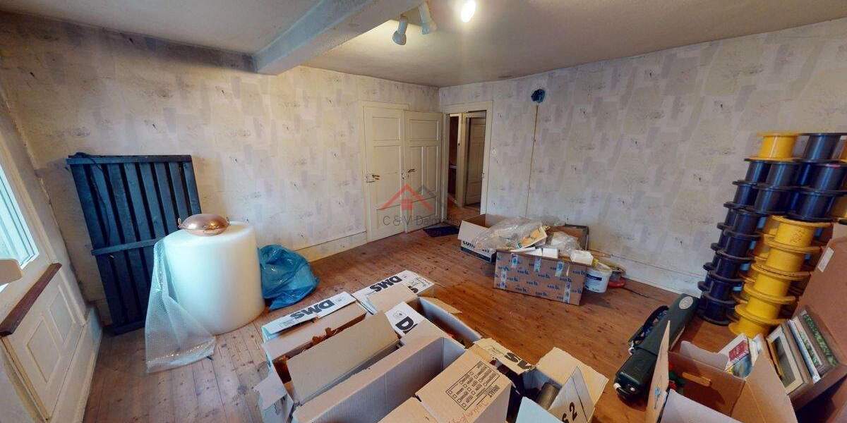 Doppelhaushälfte Tuttlingen - 6 Zimmer, 150 m&sup2;, 135.000&euro; | Angebot:25667764
